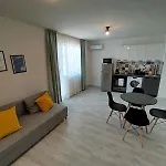 естрела Hotell *